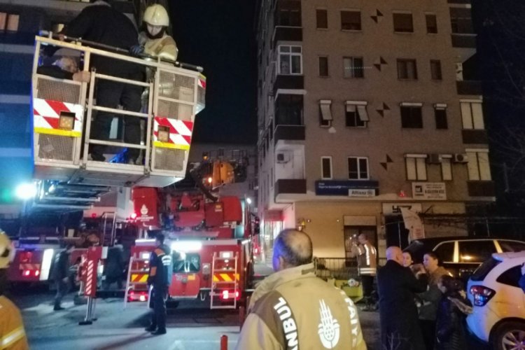 Olası faciayı apartman g&ouml;revlisi engelledi