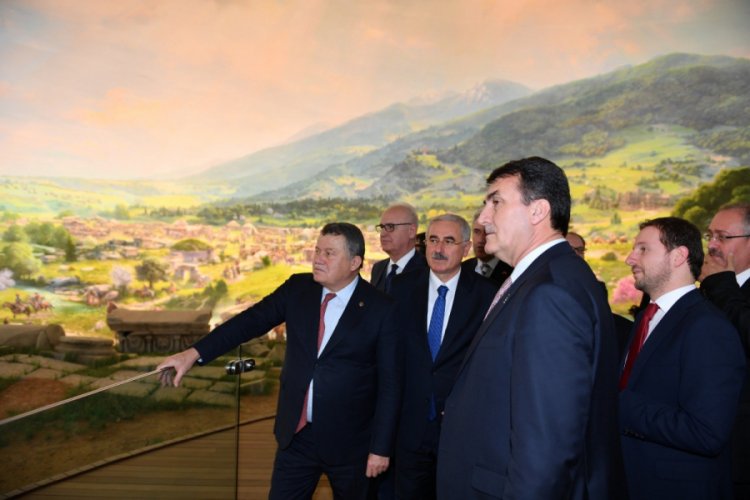 Bursa Fetih M&uuml;zesi Yargıtay &uuml;yelerini hayran bıraktı