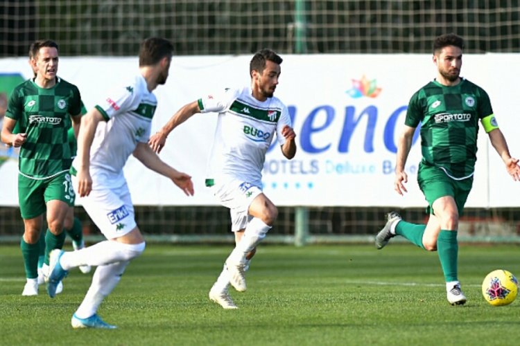 Bursaspor hazırlık ma&ccedil;ında mağlup oldu