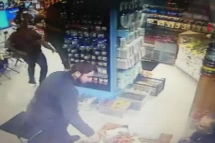 Deprem anında &ccedil;ay servisine devam etti