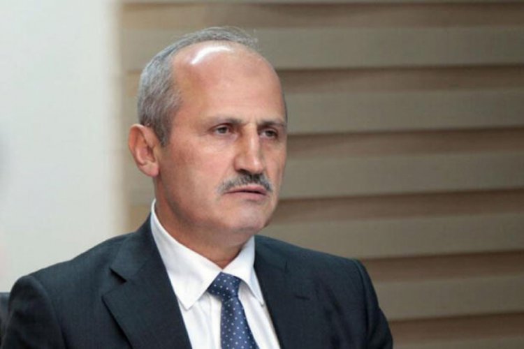 Bakan Turhan: B&ouml;yle bir belediye başkanı y&ouml;netimi olabilir mi?