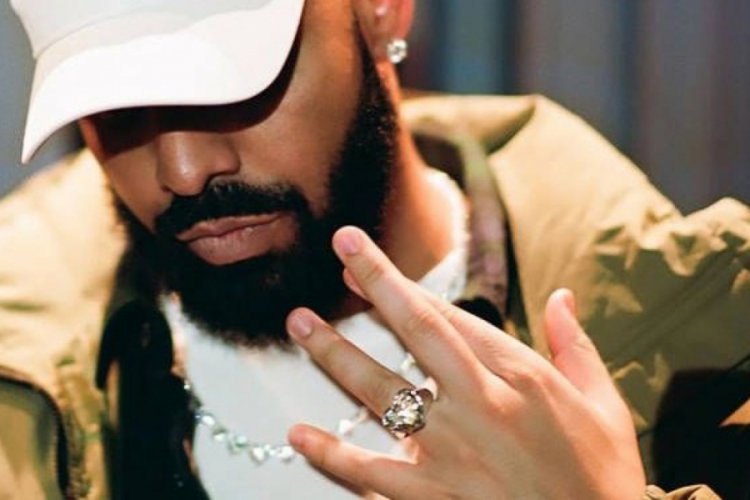 Drake'in 1 milyon dolarlık kolyesi tepki &ccedil;ekti