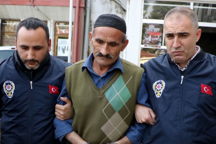 Eşinin başını tahra ile vurarak &ouml;ld&uuml;ren şahıs, tahrayı bilemiş