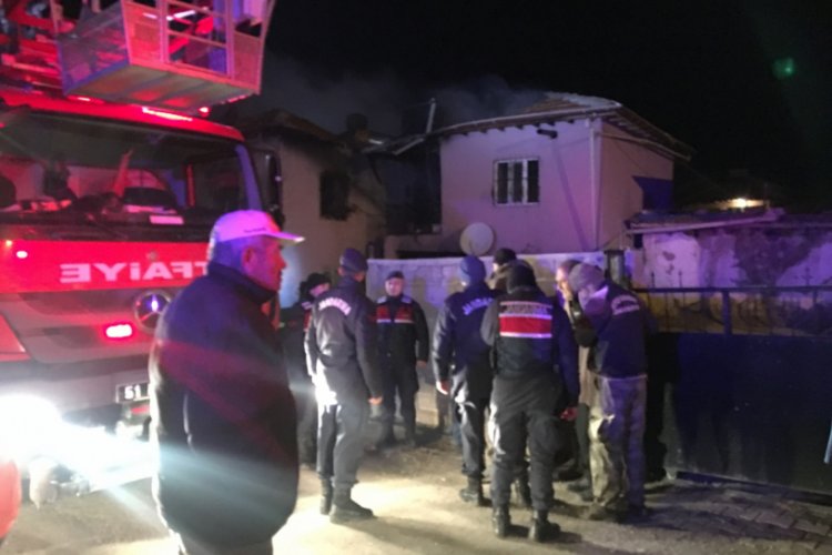 Niğde'de yangın faciası: 4 &ouml;l&uuml;, 3 yaralı