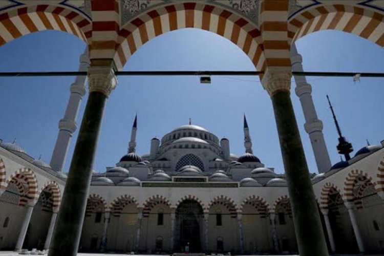 İş d&uuml;nyasının iki acı kaybı