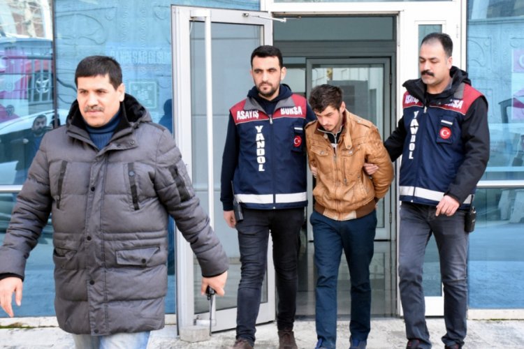 Bursa'da sadaka kutusunu &ccedil;aldı! "A&ccedil;tım, pişmanım" dedi, tutuklandı