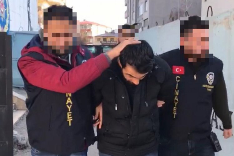 Yıllar &ouml;nceki cinayetin ş&uuml;phelileri &ouml;zel ekip tarafından yakalandı