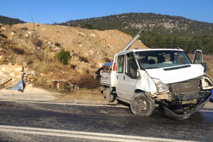 Gizli buzlanma nedeniyle duvara &ccedil;arptı