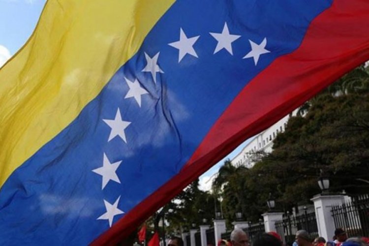 Venezuela'da asgari &uuml;crete y&uuml;zde 50 zam