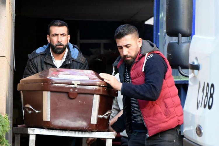 G&ouml;&ccedil;men faciasında &ouml;len 7 kişinin cenazesi, yakınlarına teslim edildi