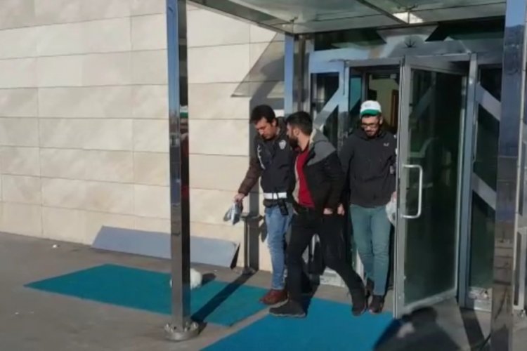 &Ouml;ğretmen lojmanlarının kalorifer peteklerini &ccedil;alıp satmışlar