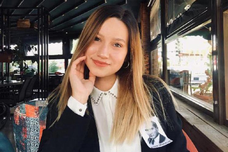 Bir yıldır kayıp Kader Buse Acar'ın anne ve babasından duygulandıran paylaşım