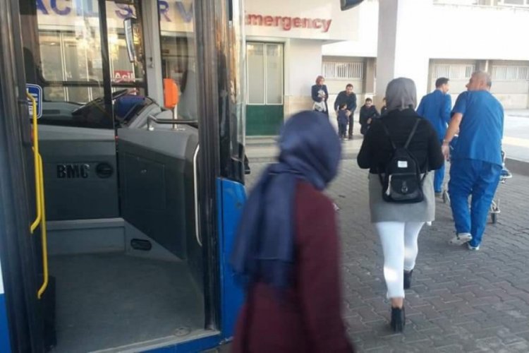 Rahatsızlanan yolcu otob&uuml;sle hastaneye yetiştirildi