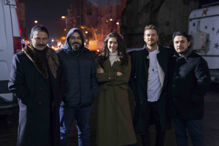 Netflix'in yeni Türk dizisi 50m2'nin çekimleri başlıyor!
