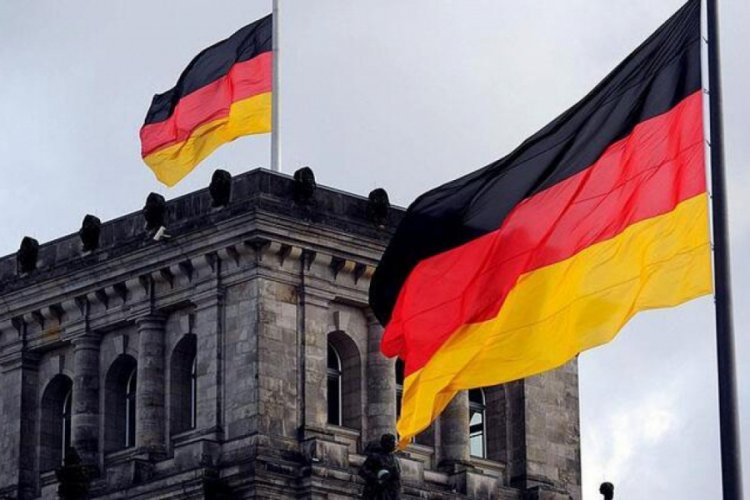 Almanya'da casusluk yaptıkları iddiasıyla 3 kişi hakkında soruşturma başlatıldı