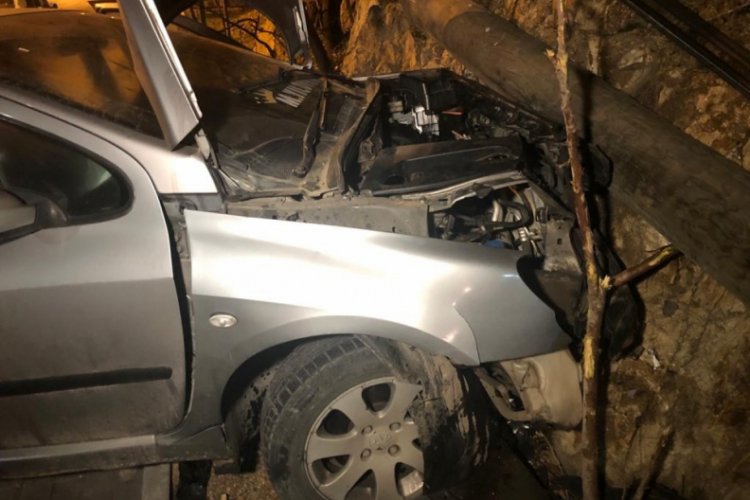 Ankara'da iki ayrı trafik kazası: 5 yaralı