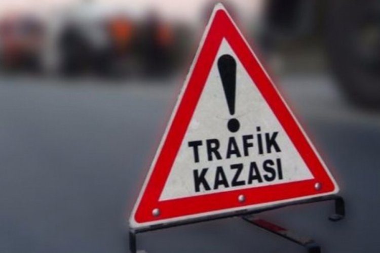 Bursa İnegöl'de trafik kazaları güvenlik kamerasına yansıdı