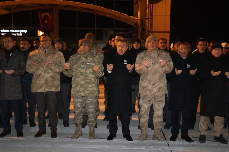 Şehit olan Uzman Jandarma Çavuş Çağrı Toptaş'ın naaşı Ankara'ya uğurlandı