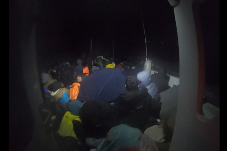 &Ccedil;anakkale'de 70 ka&ccedil;ak g&ouml;&ccedil;men yakalandı