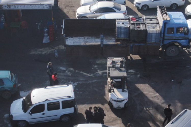 Aksaray'da ka&ccedil;ak '10 numara yağ' operasyonu