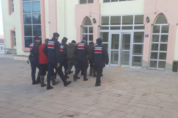 2 ayda onlarca ev ve iş yerini soyan ş&uuml;pheliler yakalandı