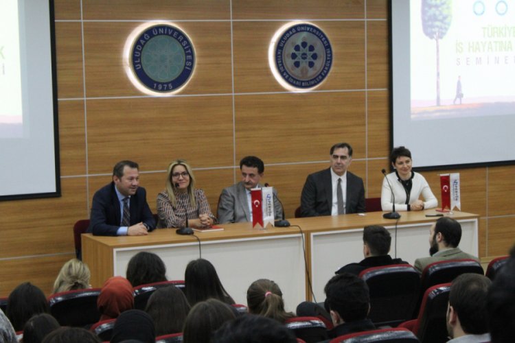 Bursa Uludağ Üniversitesi'nin misafir öğrencileri Türkiye'deki iş hayatına hazırlanıyor