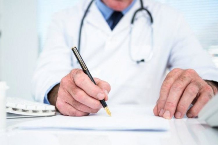 İmha edilmesi gereken sağlık evrakları ve dosyaları &ccedil;&ouml;pte bulundu
