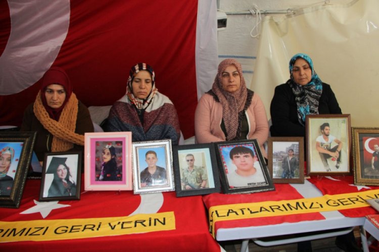 HDP &ouml;n&uuml;ndeki ailelerin evlat n&ouml;beti 138'inci g&uuml;n&uuml;nde