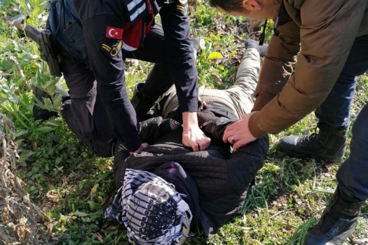 7 ayrı su&ccedil;tan aranan ş&uuml;pheli yakalandı