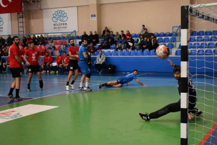 Nil&uuml;fer Belediyespor galibiyetle başladı