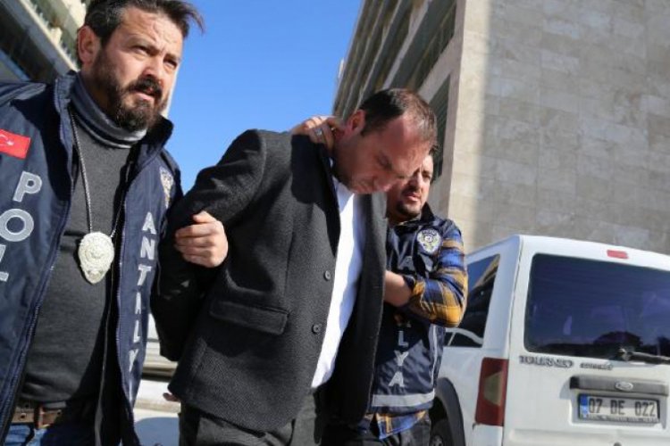 Polis olduğunu s&ouml;yleyerek gen&ccedil; kızı ka&ccedil;ırıp d&ouml;vd&uuml;, tecav&uuml;ze kalkıştı