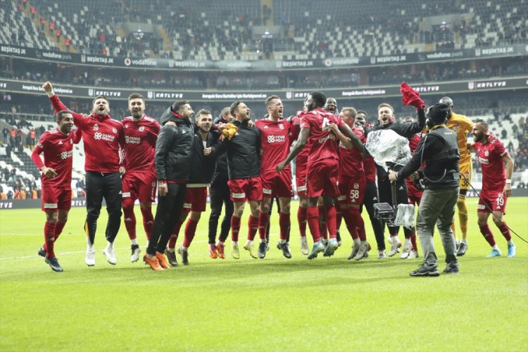 Sivaslı Rıza &Ccedil;alımbay zirveye iyice yerleşti