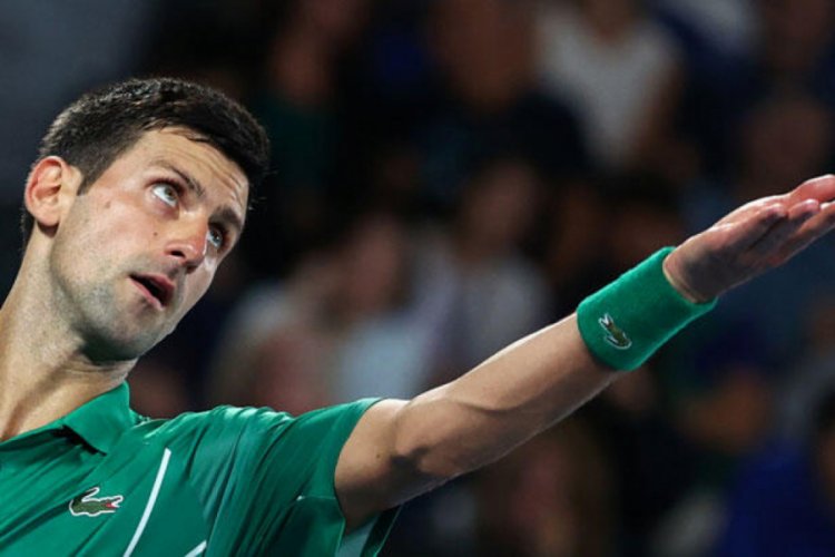 Avustralya A&ccedil;ık'ta Djokovic ve Barty 2. turda