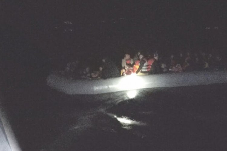 35'i &ccedil;ocuk, 60 ka&ccedil;ak g&ouml;&ccedil;men yakalandı