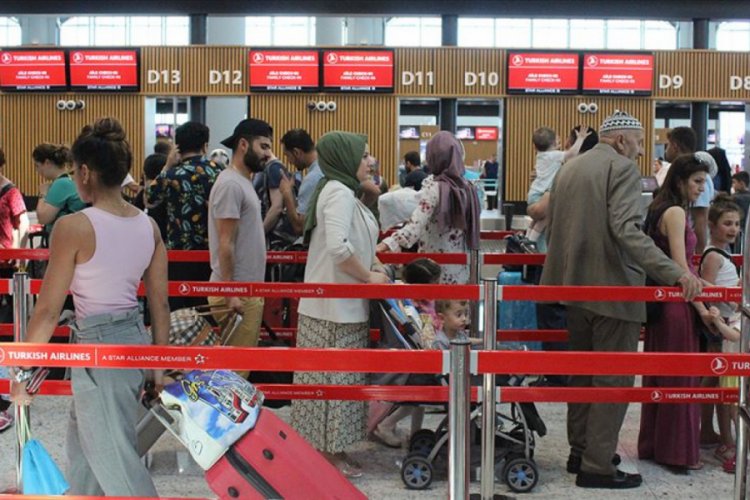 &Ccedil;in'deki 'gizemli hastalık' i&ccedil;in İstanbul'daki hava yolu şirketleri uyarıldı