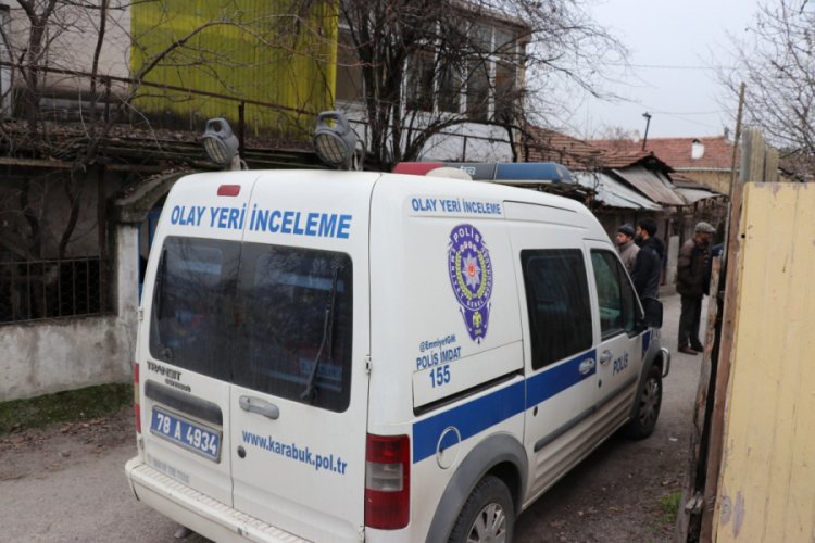 Kiracıları parayı &ccedil;aldı, kalp krizinden &ouml;ld&uuml;