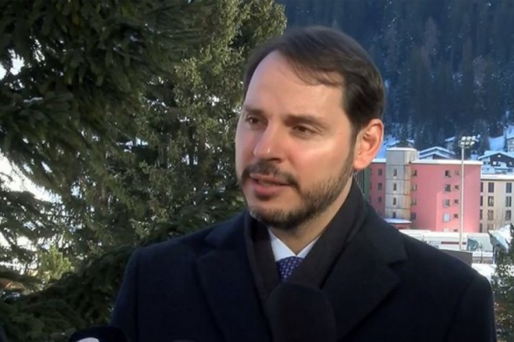 Berat Albayrak: Y&uuml;zde 5 b&uuml;y&uuml;me hedefimiz ger&ccedil;ek&ccedil;i
