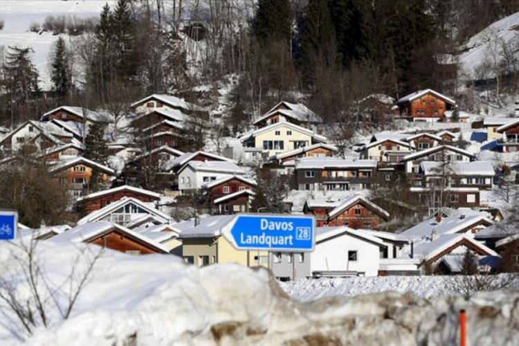 Davos Zirvesi'nde kurulan "T&uuml;rk Evi"ne yoğun ilgi