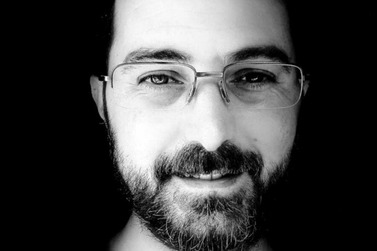 Grafik sanat&ccedil;ısı Barış Bektaş'ın katil zanlıları hakim karşısında