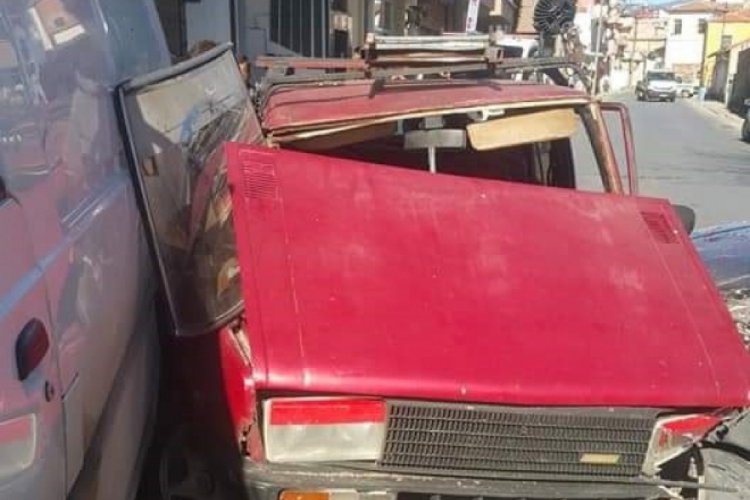Alkoll&uuml; adam trafiği birbirine kattı