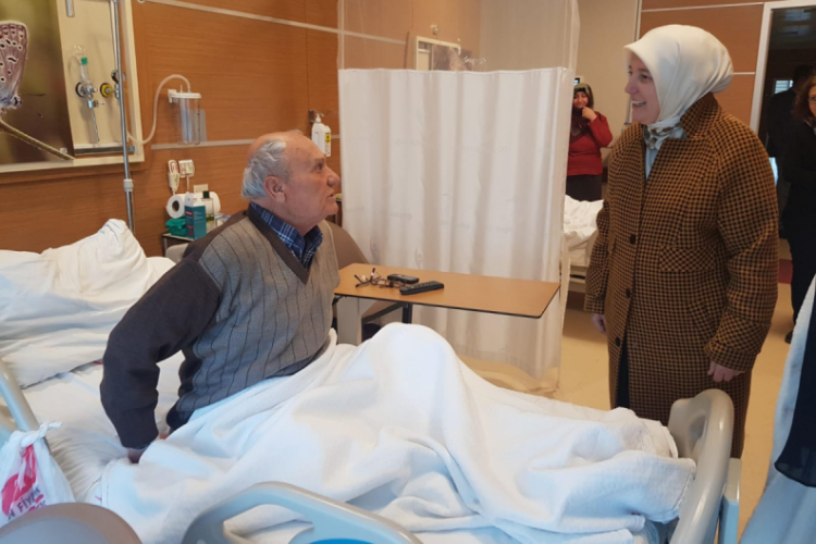 ​​​​​​​Bursa Milletvekili​​​​​​​ G&ouml;zge&ccedil; il&ccedil;e ziyaretlerini s&uuml;rd&uuml;r&uuml;yor