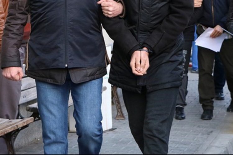 Isparta'da ter&ouml;r &ouml;rg&uuml;t&uuml; propagandasına 8 g&ouml;zaltı