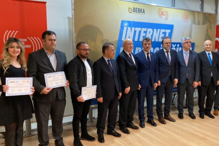 Bursa'da, 'İnternet Haberciliğinin Geliştirilmesi' eğitiminin sertifikaları verildi