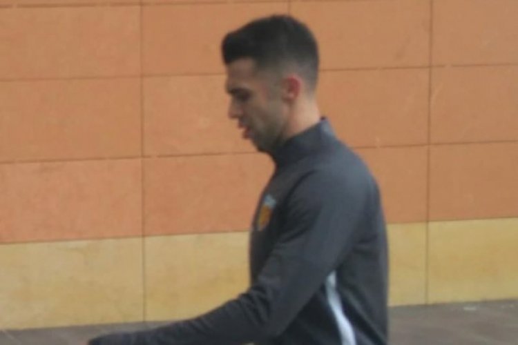 Emre Taşdemir, Kayseri'de ilk idmanına &ccedil;ıktı!