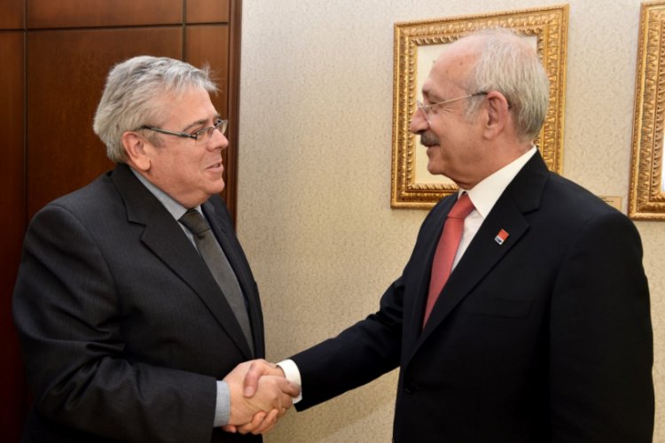Kılı&ccedil;daroğlu,  Amor'u kabul etti