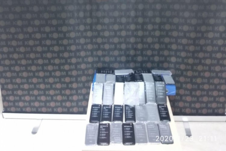 34 adet ka&ccedil;ak cep telefonu ele ge&ccedil;irildi