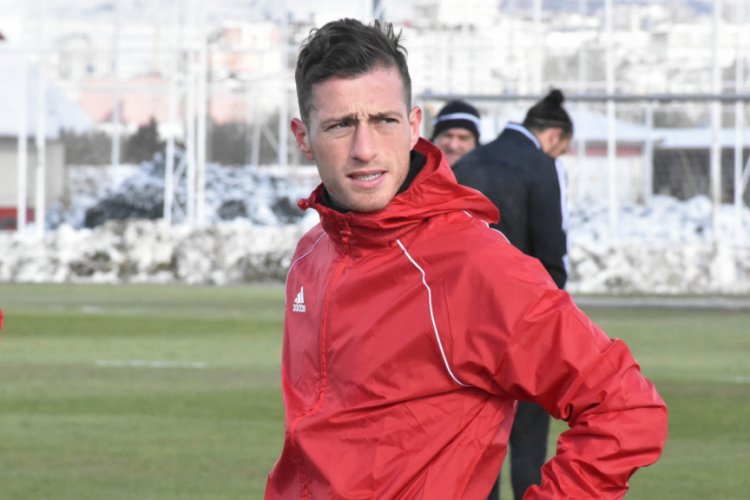Hakan Arslan: Liderliğin tesad&uuml;f olmadığını g&ouml;sterdik