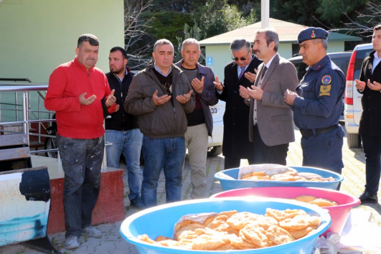 Kader Buse Acar, kayboluşunun 1'inci yılında dualarla anıldı