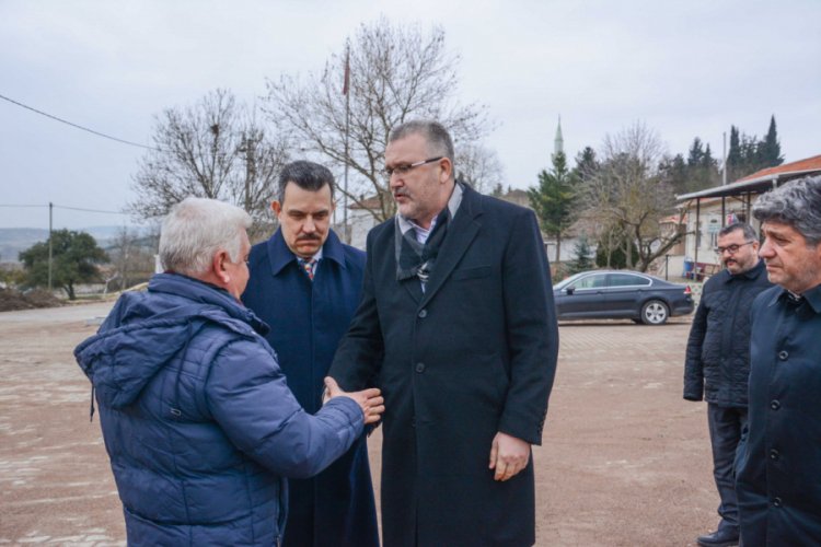 Bursa Karacabey'de kırsal kesime hizmetler s&uuml;r&uuml;yor