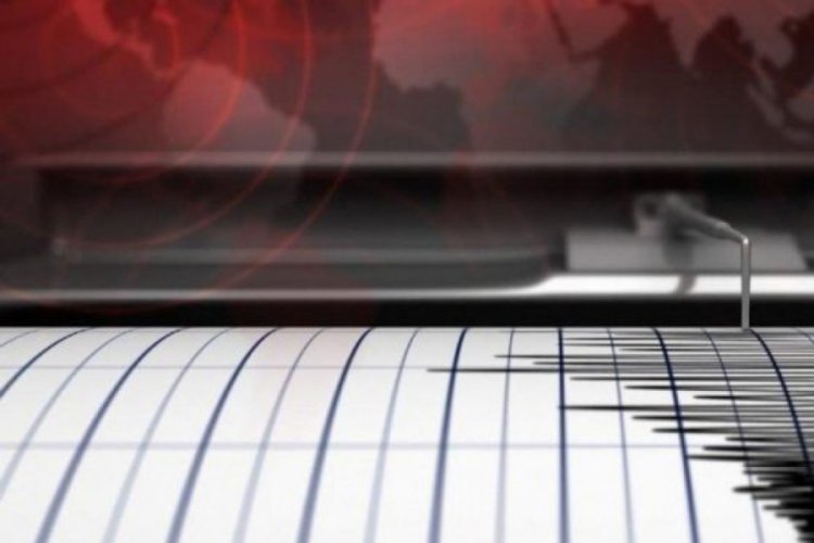 Elazığ'daki deprem Hatay'da insaları sokağa d&ouml;kt&uuml;!